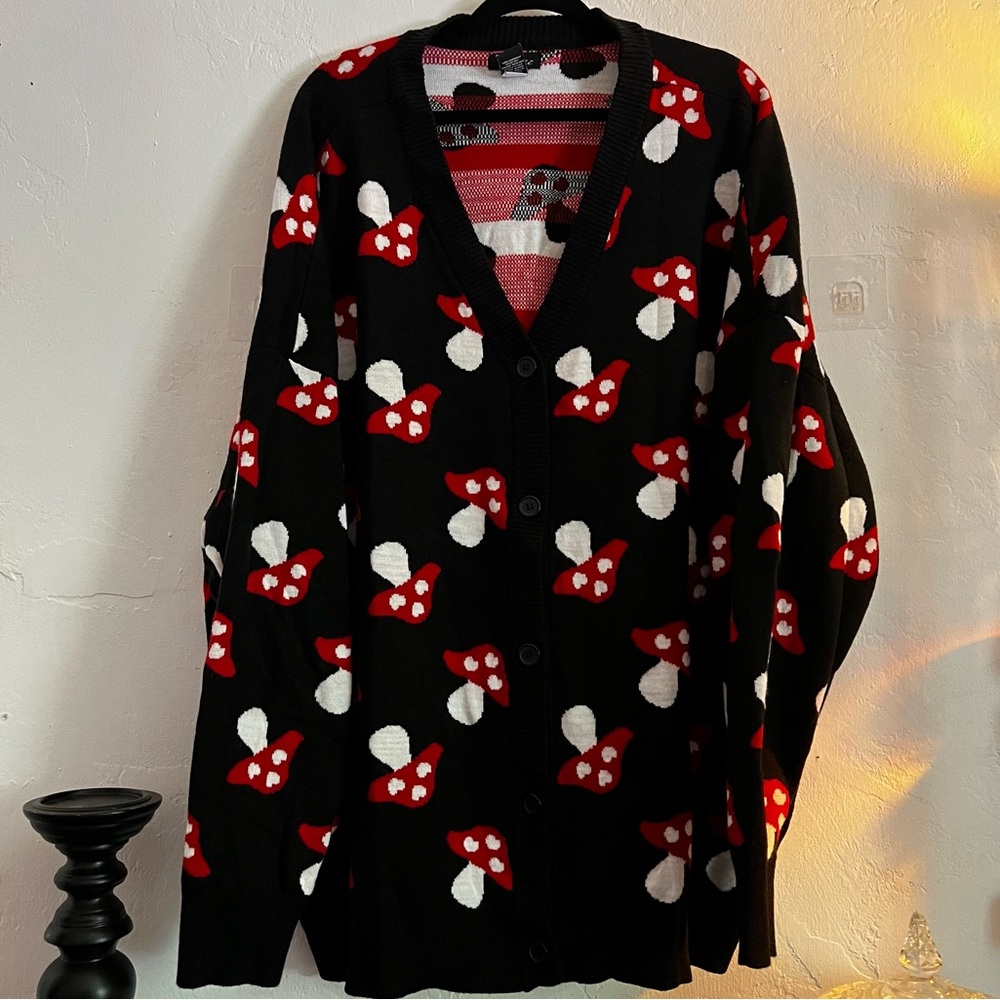 NWOT HotTopic Thorn & Fable Mushroom Cardigan Size 5